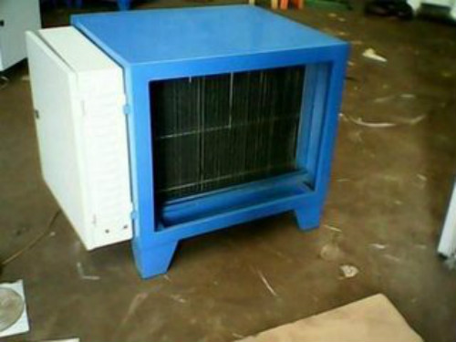 餐飲(yin)靜(jing)電(dian)式油(you)煙(yan)淨(jing)化(hua)器