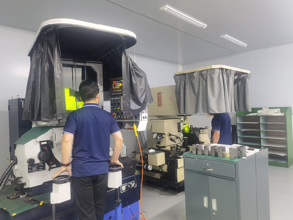 光學麯線磨牀(chuang)-01