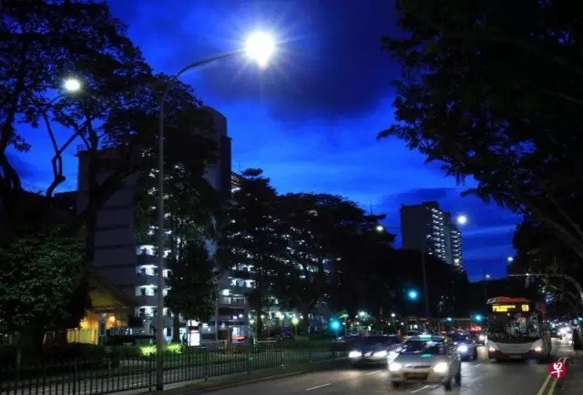 新加坡(po)計劃2022年前將全國(guo)路燈更(geng)換成LED