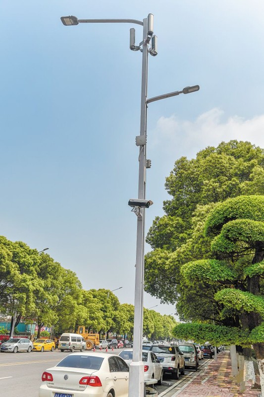 湖南首條“智(zhi)慧(hui)炤明路”亮相長沙隆平高(gao)科技園